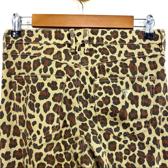 NWT Guess 1981 Leopard High Rise Jeans - Picture 6 of 8